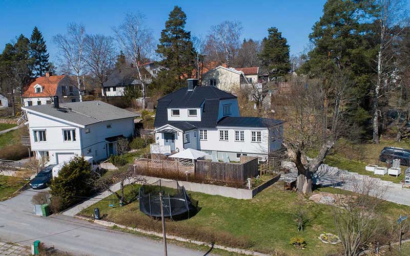 Reparation av Fasad 2 planshus. Tuve Gunnestorp